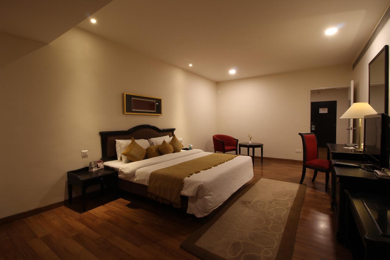 Minerva Grand Secunderabad Hotel Hyderabad Exterior foto