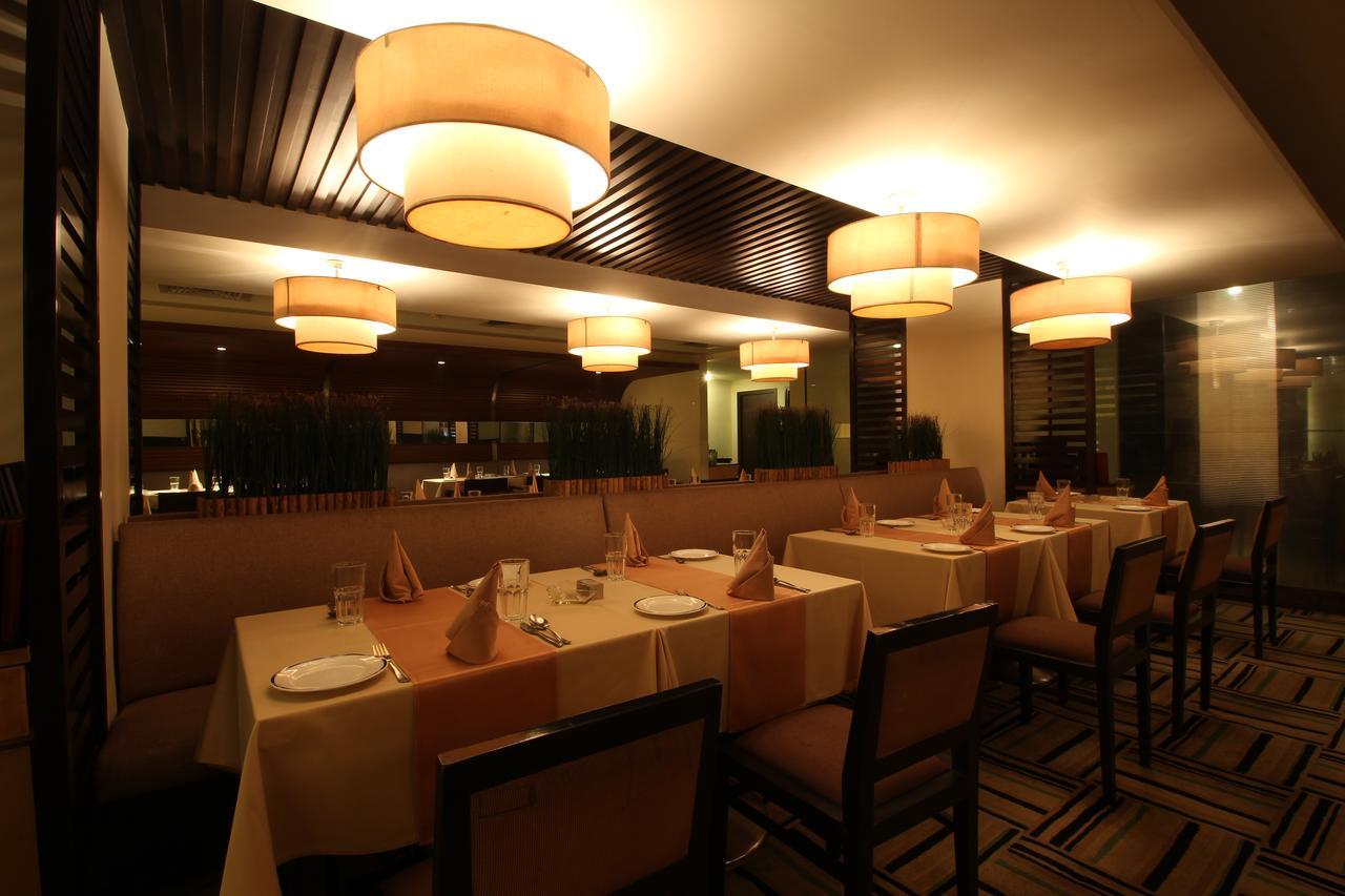 Minerva Grand Secunderabad Hotel Hyderabad Exterior foto