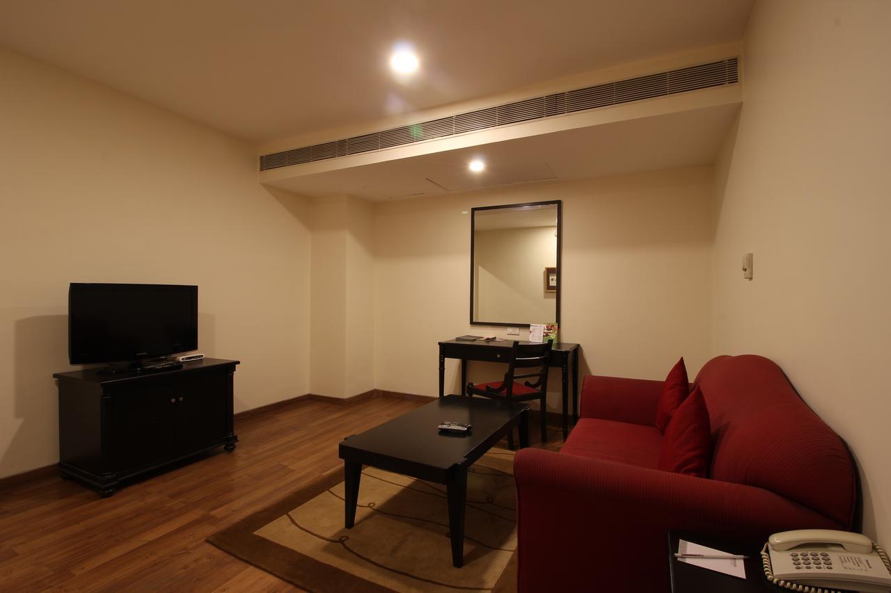 Minerva Grand Secunderabad Hotel Hyderabad Exterior foto