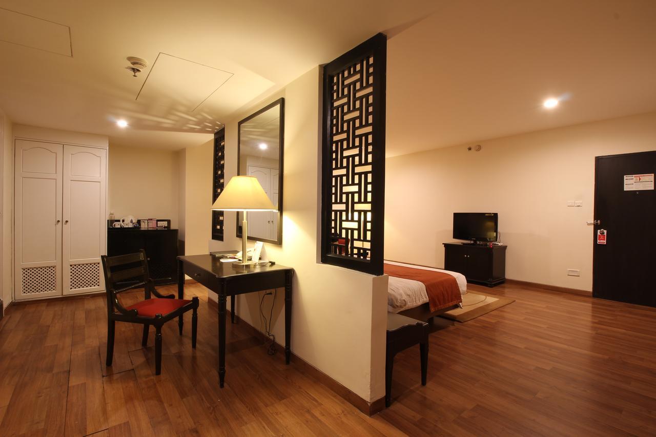 Minerva Grand Secunderabad Hotel Hyderabad Exterior foto