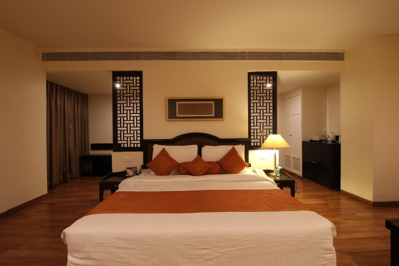 Minerva Grand Secunderabad Hotel Hyderabad Exterior foto