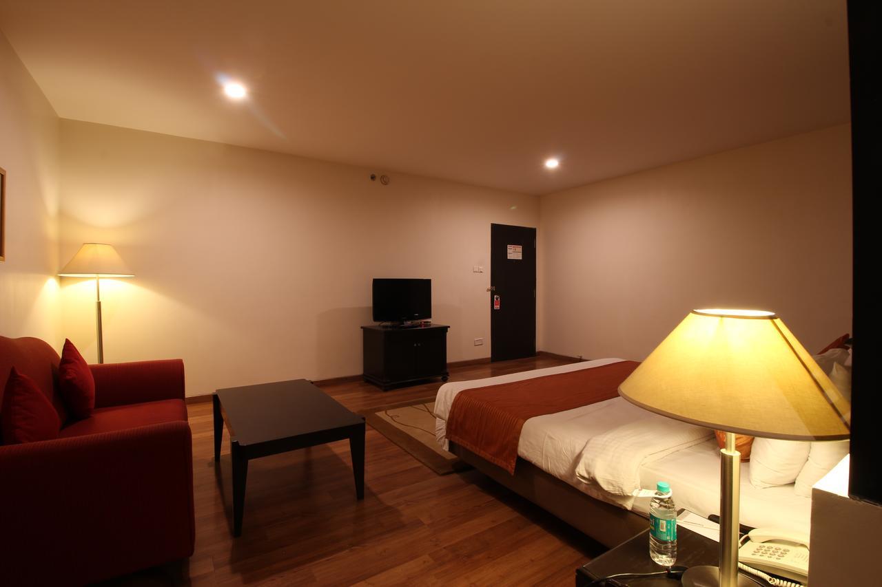 Minerva Grand Secunderabad Hotel Hyderabad Exterior foto