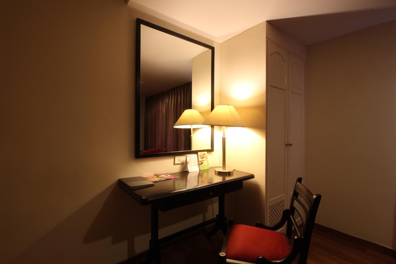 Minerva Grand Secunderabad Hotel Hyderabad Exterior foto