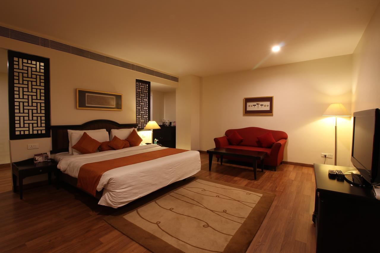 Minerva Grand Secunderabad Hotel Hyderabad Exterior foto