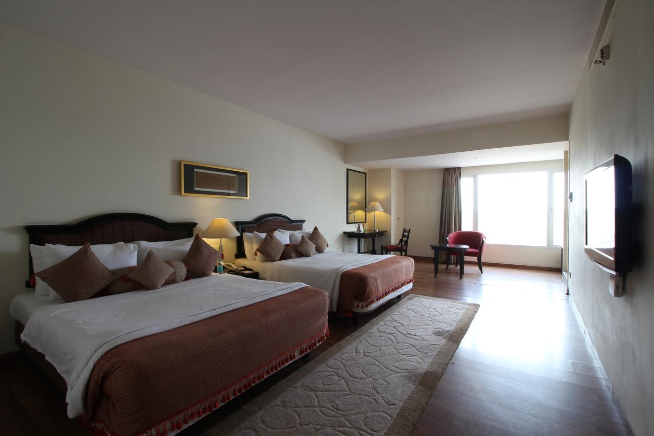 Minerva Grand Secunderabad Hotel Hyderabad Exterior foto