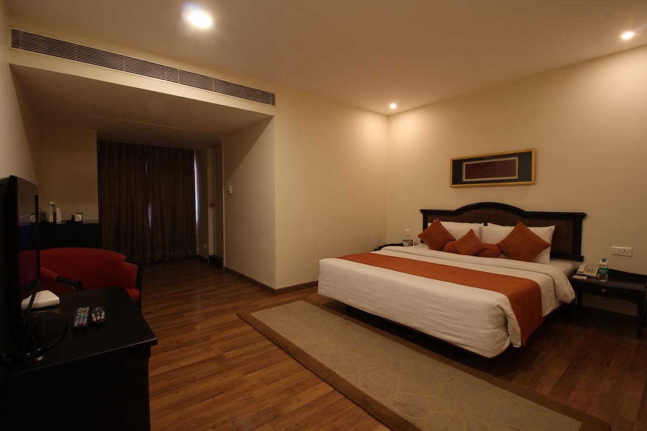 Minerva Grand Secunderabad Hotel Hyderabad Exterior foto